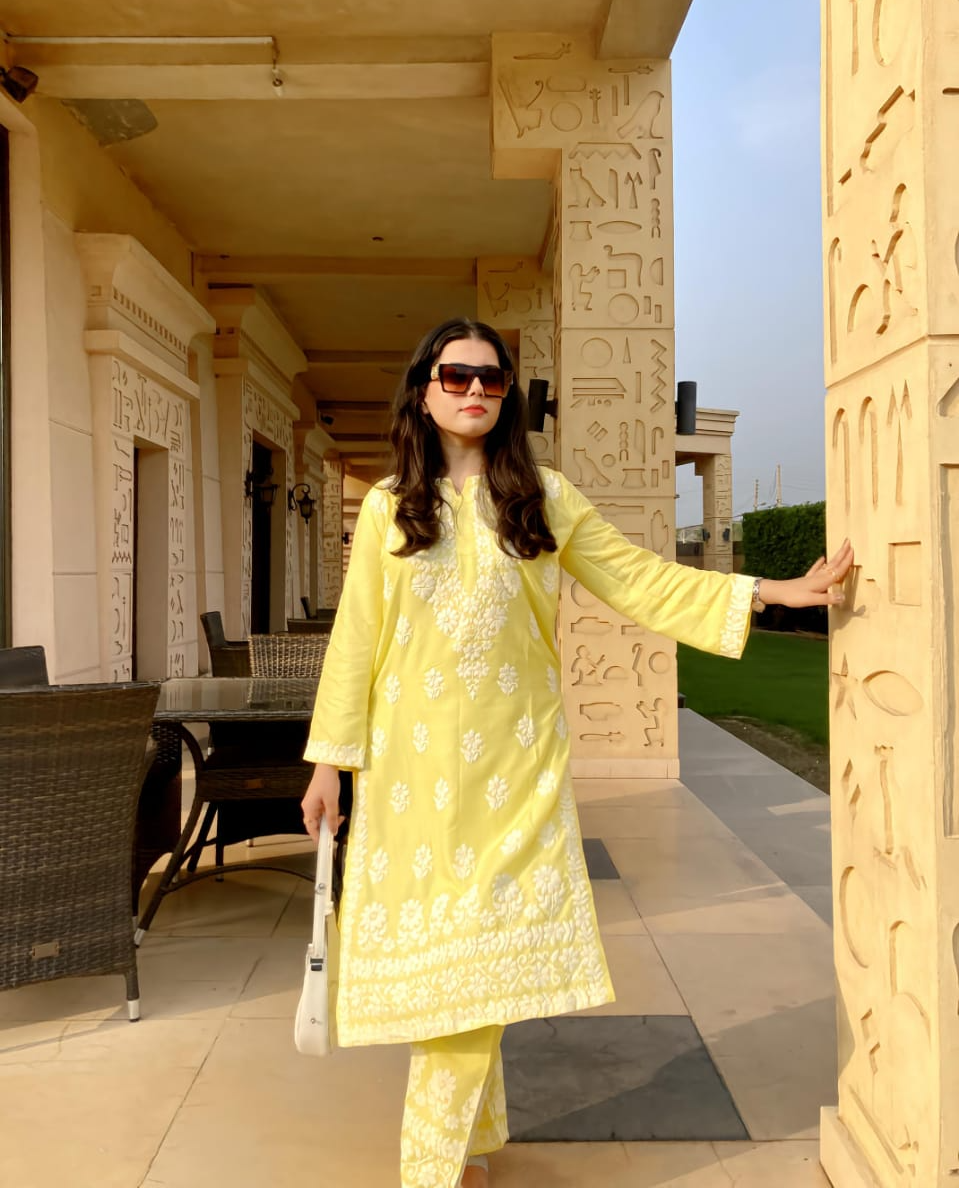 Indian Chiken Kari - Embossed - 2 Pcs