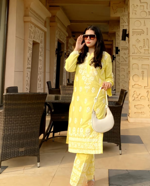 Indian Chiken Kari - Embossed - 2 Pcs